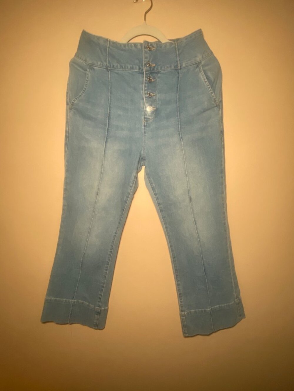 Forever 21 High-Waisted Button-Front Cropped Flare Jeans Size 30